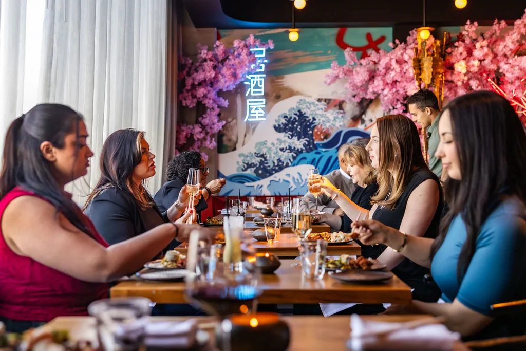 Guests dining together in The Naisho Room